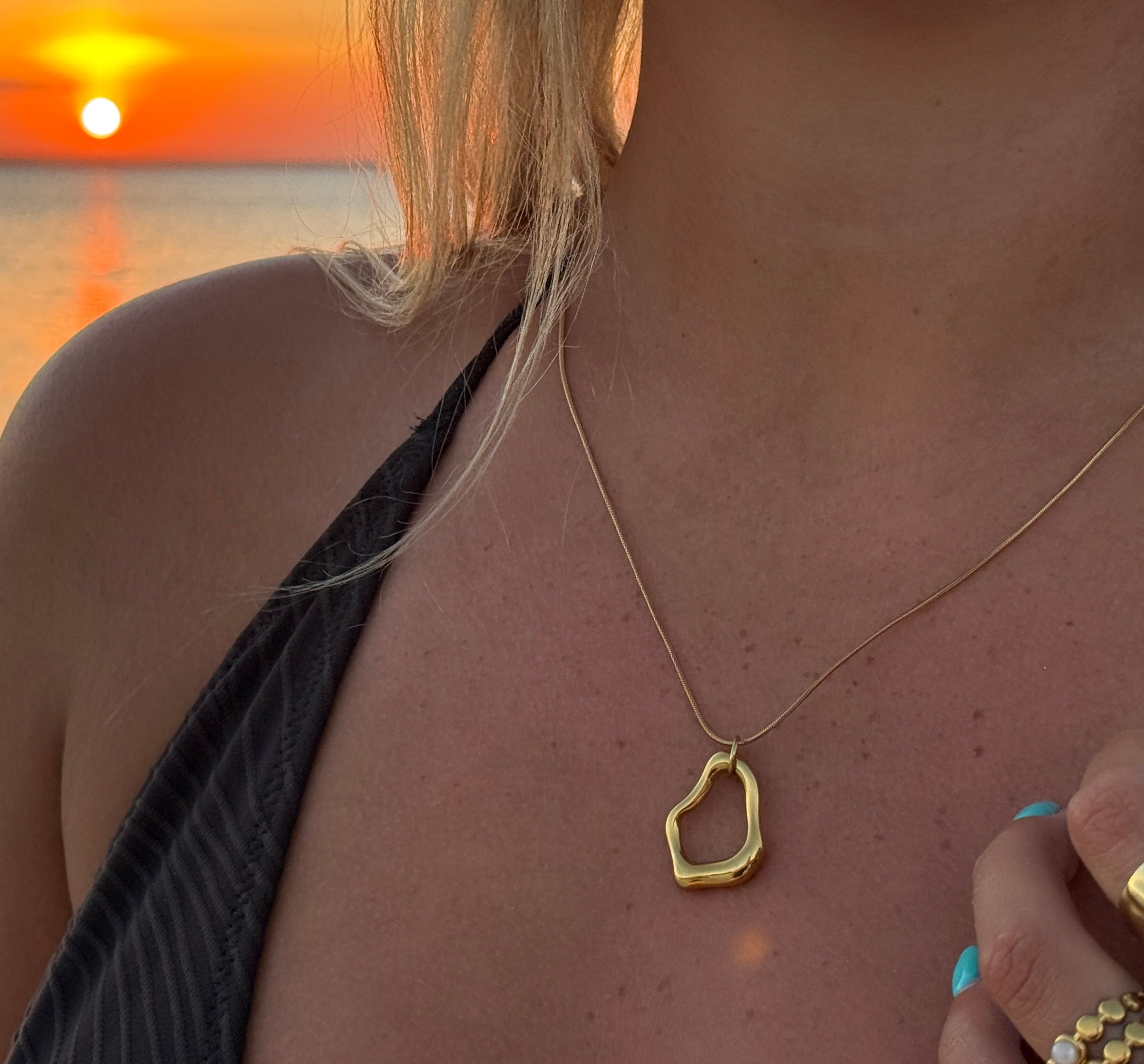 Amelia Necklace